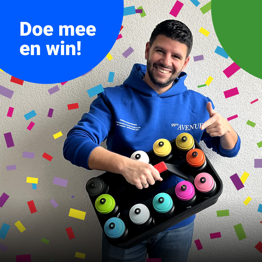 Oprichter Mark Beekman met kratje bidons in zijn hand